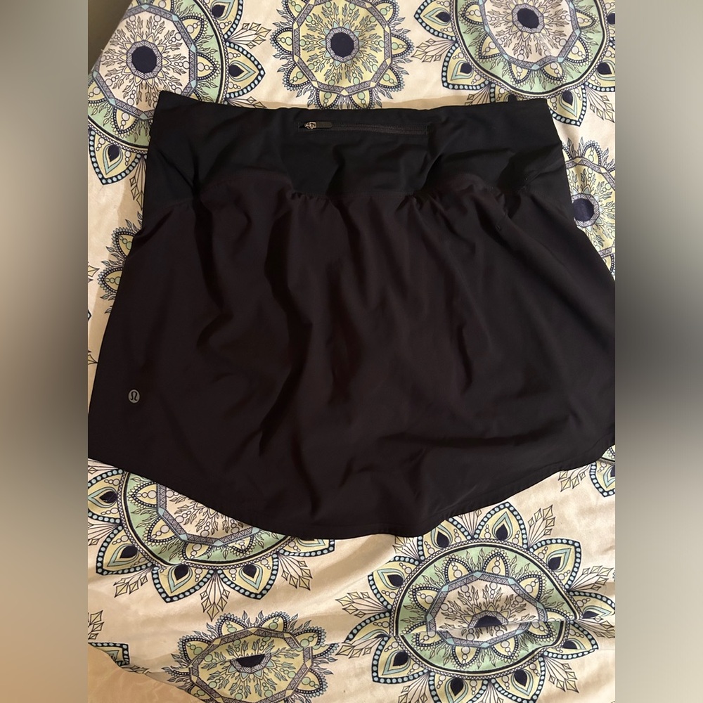 Lululemon Skort w/ pockets